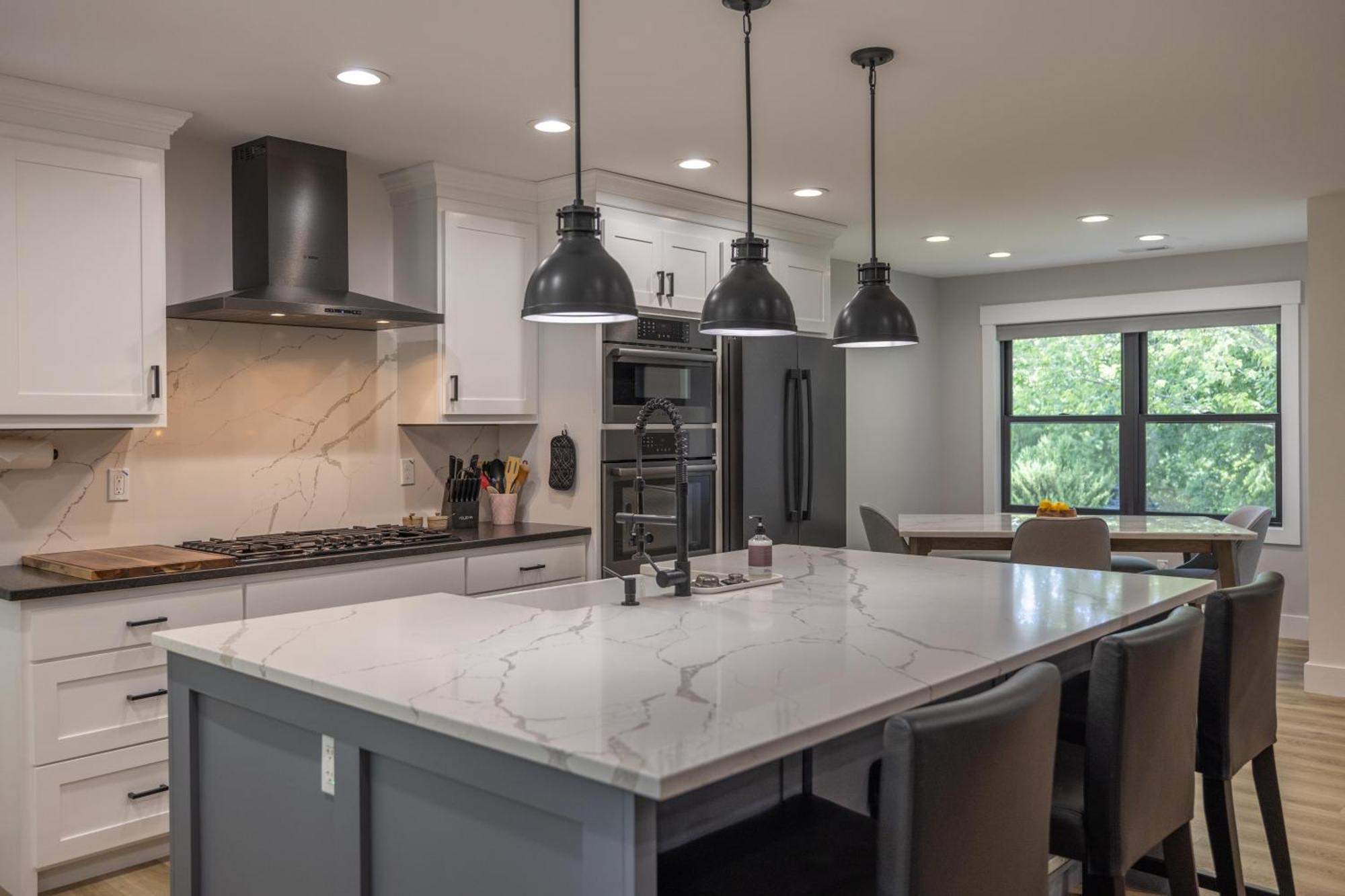 Mid-Century Modern Impeccable Remodel With Hot Tub Villa Asheville Exteriör bild